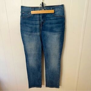 Levi's Size 14/32 Demi Curve Jeans